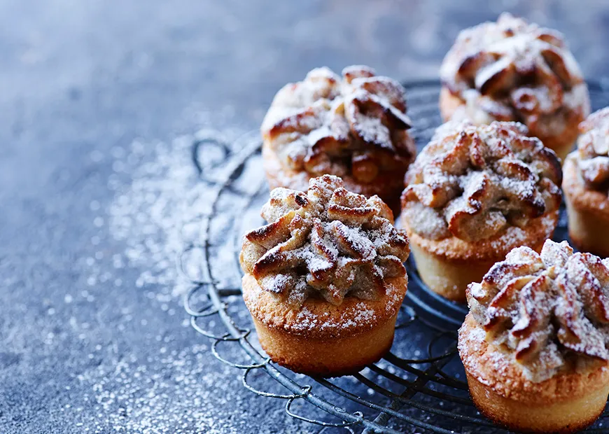 Cupcakes med stikkelsbær kransekage